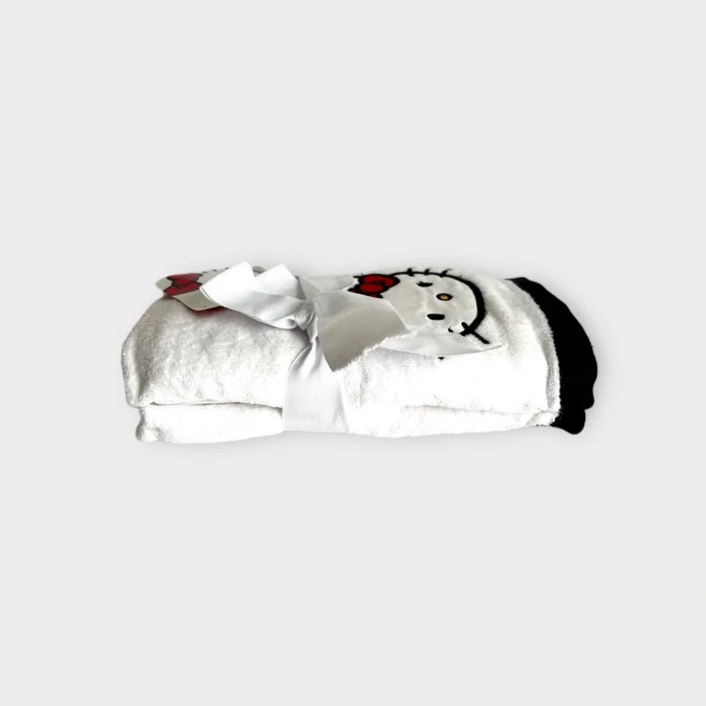 Hello Kitty Hand Towels